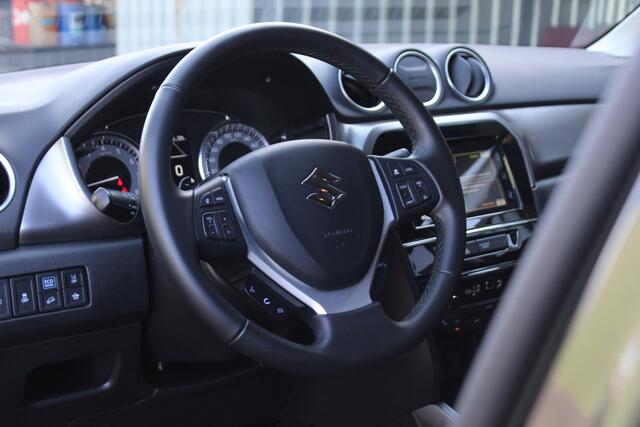 Suzuki VITARA 1.5 Hybrid 115PK Select AllGrip Automaat Adaptieve Cruise Control, Stoelverwarming, Achteruitrijcamera, Dodehoek Detector