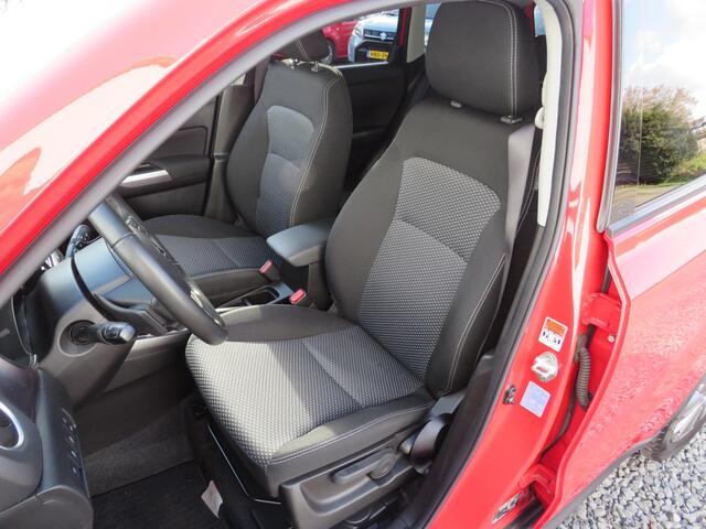 Suzuki VITARA 1.4 Boosterjet Select Smart Hybrid, Automaat, Trekhaak, Navigatie, Keyless en goed onderhouden! 1500 KG TREKGEWICHT!
