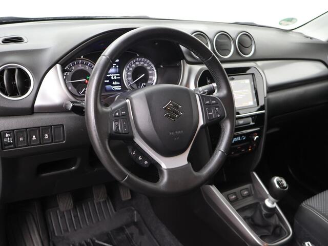Suzuki VITARA 1.4 Boosterjet Select Achteruitrijcamera | Navigatiesysteem | Verwarmde stoelen | LM-velgen |