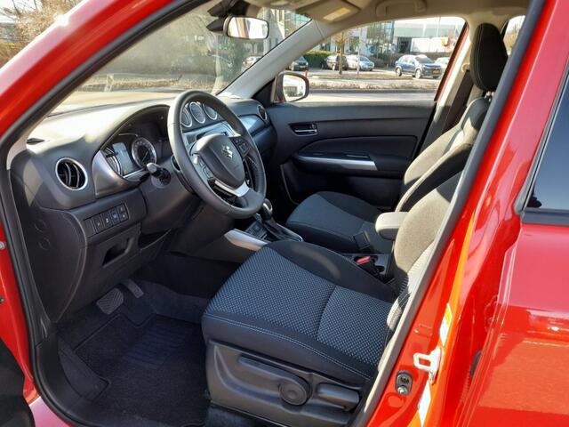 Suzuki VITARA 1.5 HYBRID SELECT AUTOMAAT CAMERA NAVI ADD. CRUISE