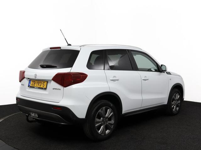 Suzuki VITARA 1.0 Boosterjet Select | Airco | Achteruitrijcamera | Lm velgen | Stoelverwarming | Trekhaak |