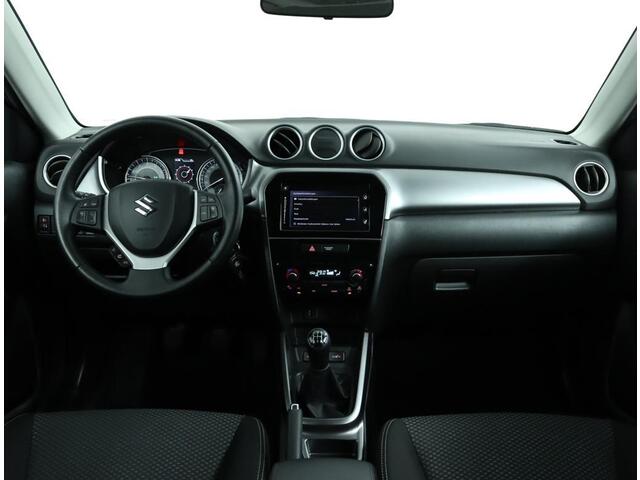 Suzuki VITARA 1.0 Boosterjet Select | Airco | Achteruitrijcamera | Lm velgen | Stoelverwarming | Trekhaak |