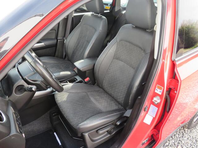 Suzuki VITARA 1.4 Boosterjet AllGrip Stijl/Style, Automaat, All-Seasonbanden, Panoramadak, Parkeersensoren, ZEER COMPLEET!