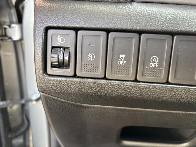 Suzuki VITARA 1.6 Exclusive Navi+BT+Camera+Carplay Stoelverwarming ECC-Airco Cr.Control Trekhaak17"LMV