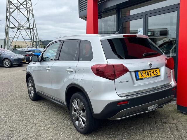 Suzuki VITARA 1.4 Boosterjet Select Smart Hybrid / Adaptive cruise control / 17'' LMV / Navigatie /