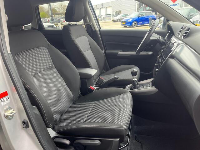 Suzuki VITARA 1.4 Boosterjet Select Smart Hybrid / Adaptive cruise control / 17'' LMV / Navigatie /