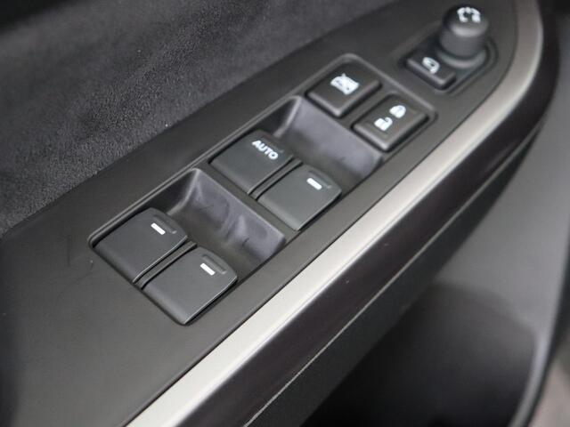 Suzuki VITARA 1.4 Boosterjet Style Smart Hybrid | Panodak / Sunroof | Apple Carplay Android | Parkeercamera | 6 jaar fabrieksgarantie|