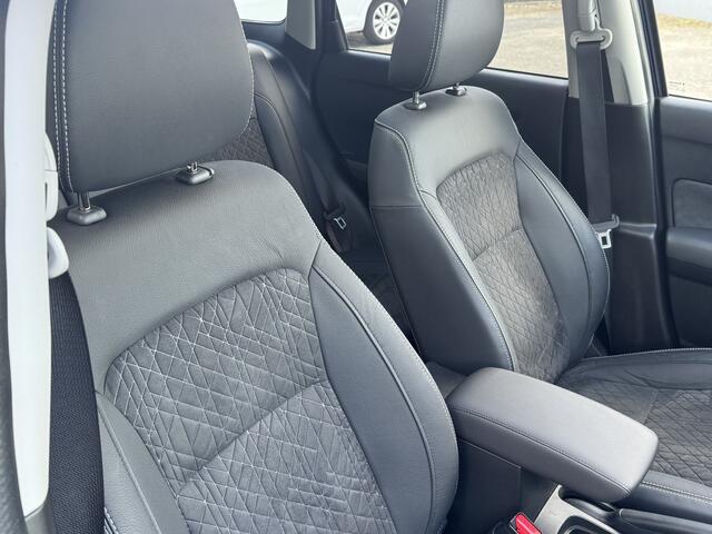 Suzuki VITARA 1.5 Hybrid, AllGrip, ACTIEPRIJS, Standkachel, Pannoramadak, Adaptieve Cruise control Een proefrit levert het bewijs. Neem contact op en we maken een afspraak!