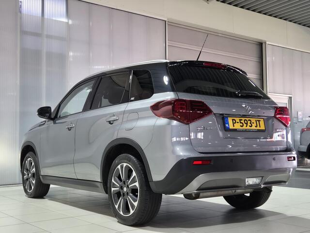 Suzuki VITARA 1.4 Boosterjet Style Smart Hybrid zomer + winterbanden , 46.911 KM , zeer veel luxe aanwezig !