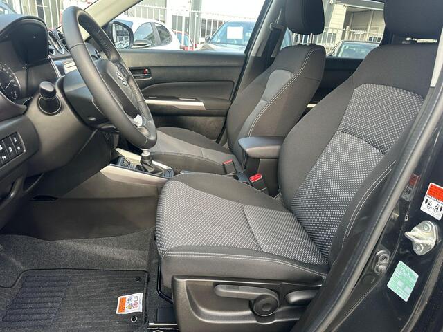 Suzuki VITARA 1.4 Boosterjet Select Smart Hybrid | NIEUW MODEL! | Navigatie | Rijklaarprijs!