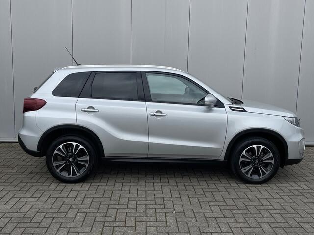 Suzuki VITARA 1.4 Boosterjet Style Smart Hybrid Navigatie, Schuifdak, Adaptive Cruise Control, Dodehoek detectie, 17"Lm, Achteruitrijcamera