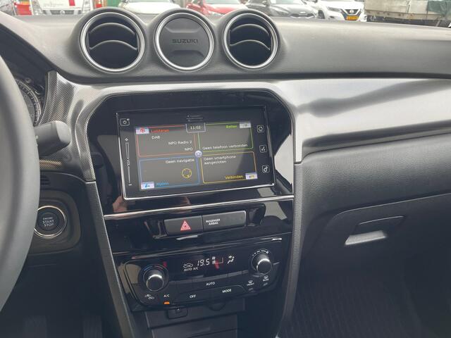 Suzuki VITARA 1.4 Boosterjet Style Smart Hybrid Navigatie, Schuifdak, Adaptive Cruise Control, Dodehoek detectie, 17"Lm, Achteruitrijcamera