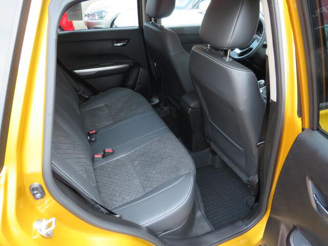 Suzuki VITARA 1.4 Boosterjet Style Smart Hybrid, SPECIAL, 19 inch, Treeplanken, 6 Jaar GARANTIE!!