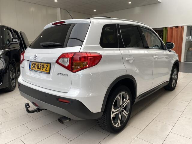 Suzuki VITARA 1.6 High Executive [ TREKHAAK I PANORAMADAK I CAREPLAY & CLIMA ]