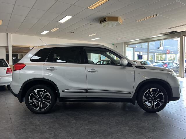 Suzuki VITARA 1.6 Exclusive AUTOMAAT, TREKHAAK, CAMERA, STOELVERWARMING