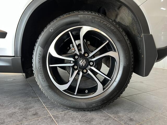 Suzuki VITARA 1.6 Exclusive AUTOMAAT, TREKHAAK, CAMERA, STOELVERWARMING