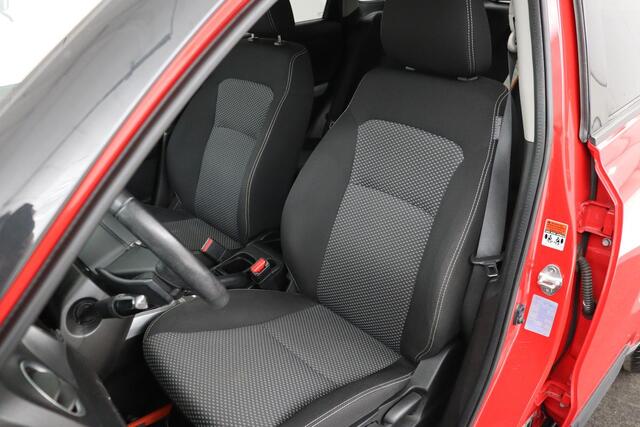 Suzuki VITARA 1.6 Exclusive | Automaat | Stoelverwarming | Trekhaak | Camera | Climate control | Navigatie | Cruise control | Bluetooth