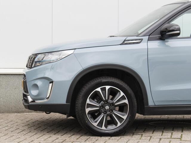 Suzuki VITARA 1.4 Boosterjet Style Hybrid Automaat | Schuifdak | Adap. Cruise | Camera