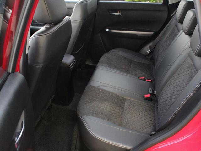 Suzuki VITARA 1.4 Boosterjet Style Smart Hybrid Automaat | Schuifdak | Navi | Adap. Cruise | Camera | Lm-Velgen