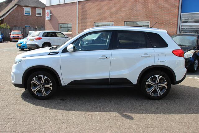 Suzuki VITARA 1.6 High Executive Automaat | Opendak | PDC | Half leer | Keyless |