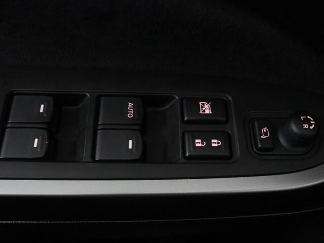 Suzuki VITARA 1.5 Hybrid Style | Automaat | Apple Carplay / Android Auto (Navigatie) | Parkeersensoren rondom | Lederen bekleding | Keyless Entry |