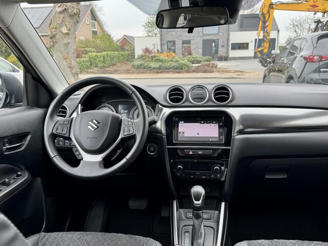 Suzuki VITARA 1.5 Hybrid Style Automaat Trekhaak Panoramadak Camera Navi Carpl