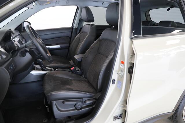 Suzuki VITARA 1.5 Hybrid Style | Schuif- opendak | Cruise Adaptief