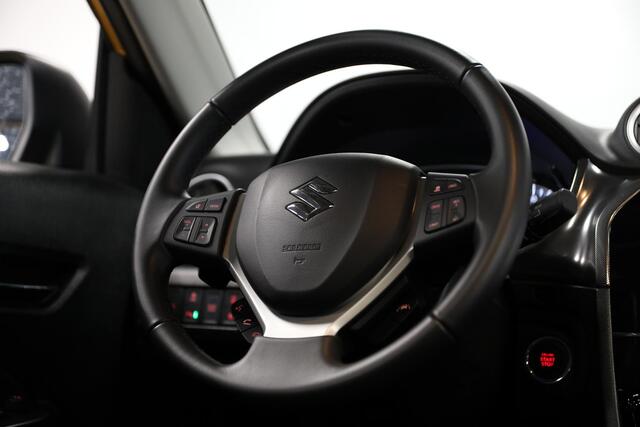Suzuki VITARA 1.5 Hybrid Style | Schuif- opendak | Cruise Adaptief