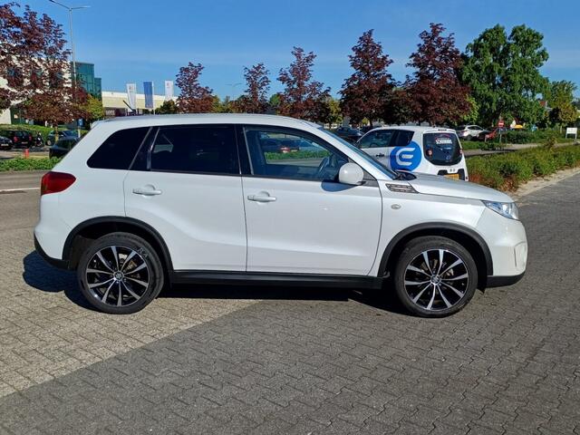 Suzuki VITARA 1.6 EXCLUSIVE AUTOMAAT CAMERA NAVI 18 INCH