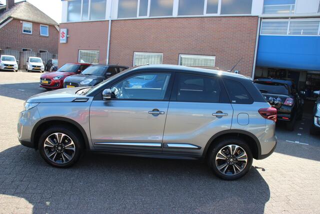 Suzuki VITARA 1.5 Style Hybrid Automaat | Trekhaak | Opendak | 6 jaar garantie |
