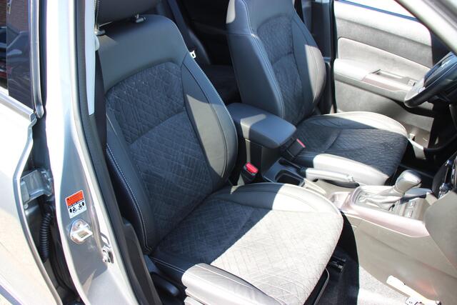 Suzuki VITARA 1.5 Style Hybrid Automaat | Trekhaak | Opendak | 6 jaar garantie |