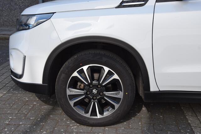 Suzuki VITARA 1.4 Boosterjet Style Smart Hybrid | kunstlederen/alcantara bekleding | Parkeersensoren | Apple Carplay/Android Auto |