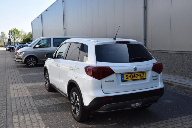 Suzuki VITARA 1.4 Boosterjet Style Smart Hybrid | kunstlederen/alcantara bekleding | Parkeersensoren | Apple Carplay/Android Auto |