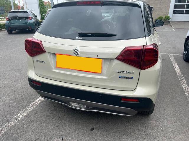 Suzuki VITARA 1.5 HYBRID STYLE ALLGRIP AUT. 4x4 | Dodehoeksensoren | Alcantara | Keyless