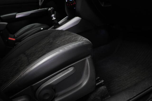 Suzuki VITARA 1.4 Boosterjet Style Smart Hybrid | PANORAMADAK | DAB | CAMERA | TREKHAAK