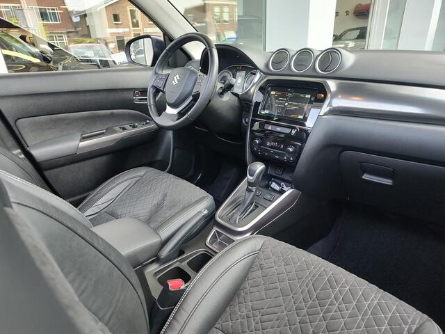 Suzuki VITARA 1.5 HYBRID STYLE Dodehoeksensoren | Camera | Stoelverwarming