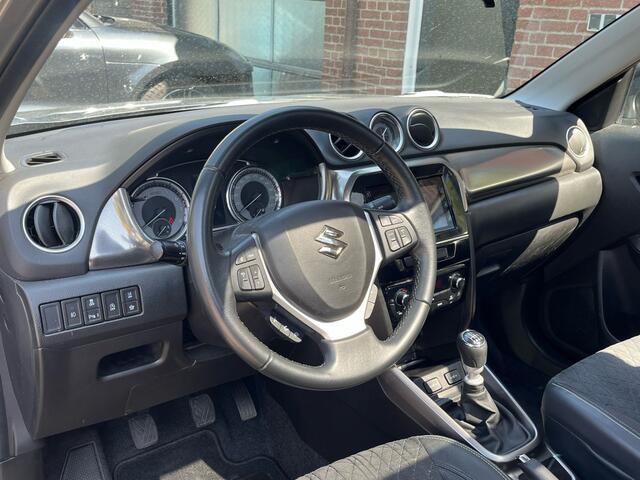 Suzuki VITARA 1.4 Boosterjet Style Smart Hybrid. Panodak, Camera, Led Koplampen, Haak 1200kg