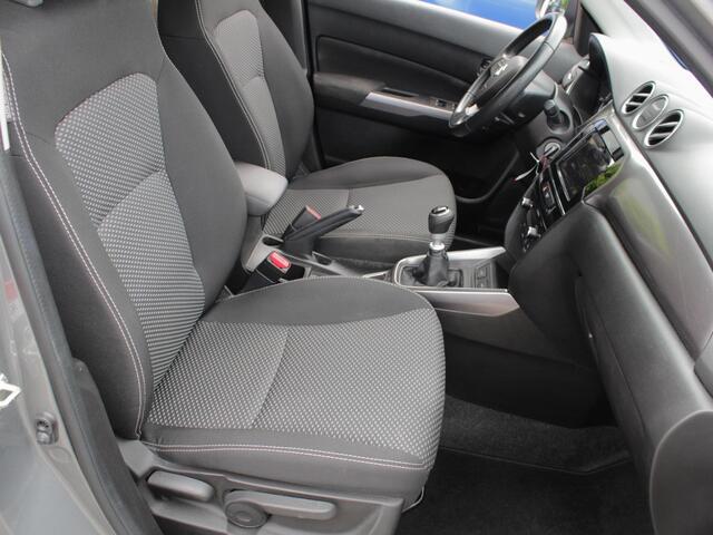 Suzuki VITARA 1.4 Boosterjet Select Smart Hybrid | Navi | Adap. Cruise | Trekhaak | Camera | Lm-Velgen