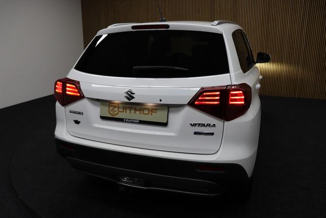 Suzuki VITARA 1.4 Boosterjet Style Smart Hybrid | Adaptive-cruise | Afneembare Trekhaak | Apple Carplay & Android Auto | Camera | Keyless | Clima | Dodehoekdetectie