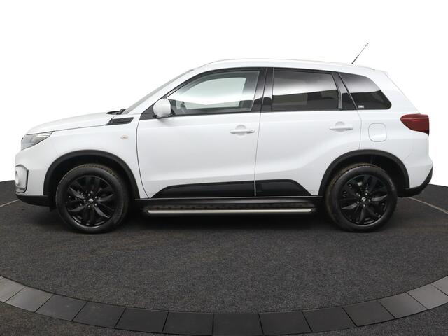 Suzuki VITARA 1.4 Boosterjet Select Smart Hybrid | Black Edition | Trekhaak | Sidebars | Achteruitrijcamera | Adaptive Cruise Control |