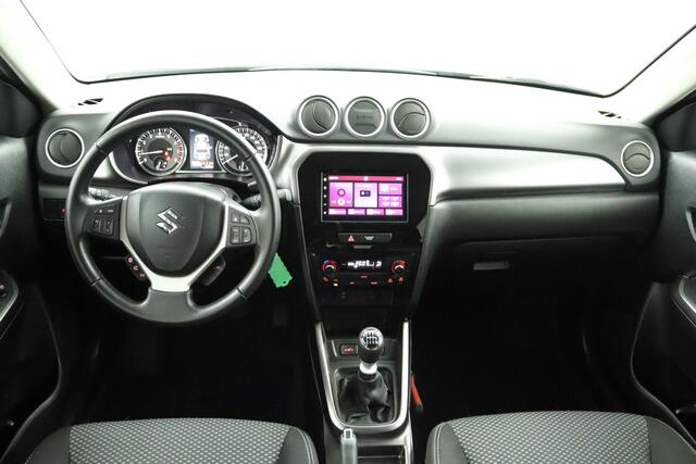 Suzuki VITARA 1.4 Boosterjet Select Smart Hybrid | Black Edition | Trekhaak | Sidebars | Achteruitrijcamera | Adaptive Cruise Control |