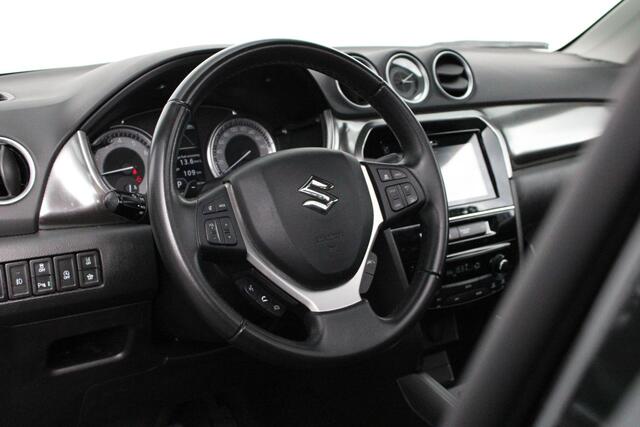Suzuki VITARA 1.4 Boosterjet Style Smart Hybrid Navigatie, Parkeersensoren voor en achter, Stoelverwarming, Achteruitrijcamera