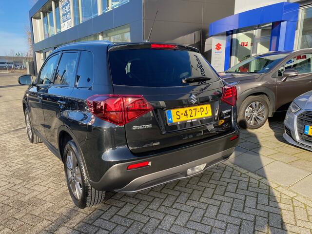 Suzuki VITARA 1.5 Hybrid Select Automaat 35dkm BTW Fabrieksgarantie All Seasons banden info: 0492588976
