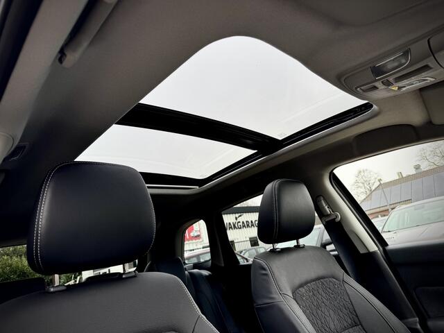 Suzuki VITARA 1.5 Hybrid Style AllGrip Automaat Panoramadak Camera Navi