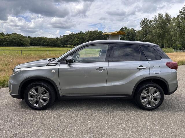 Suzuki VITARA 1.4 Boosterjet Style Smart Hybrid | Camera | Nieuwstaat | 4-seizoenenbanden | 7.951 km