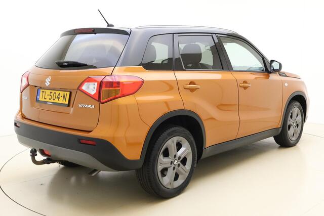 Suzuki VITARA 1.6 Exclusive | Navigatie | Climate control | Trekhaak | Zwart dak | Extra getint glas | Stoelverwarming | Hoge instap | Lichtmetalen velgen