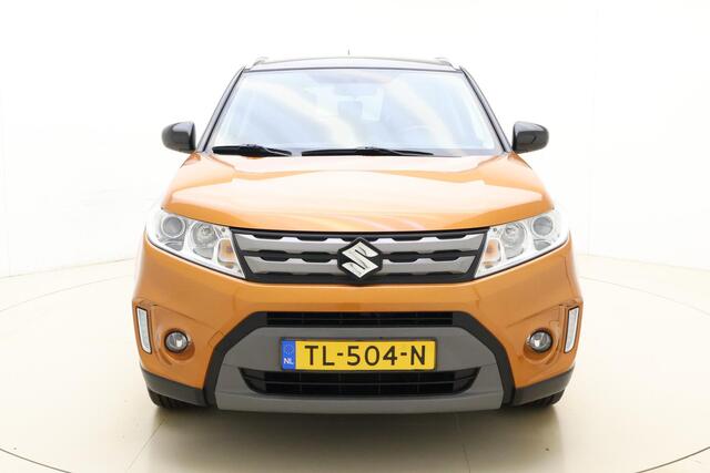 Suzuki VITARA 1.6 Exclusive | Navigatie | Climate control | Trekhaak | Zwart dak | Extra getint glas | Stoelverwarming | Hoge instap | Lichtmetalen velgen