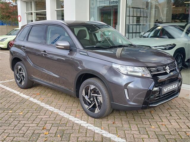 Suzuki VITARA 1.4 BOOSTERJET STYLE SMART HYBRID De Vernieuwde Vitara | Met 6 JAAR GARANTIE! | Inclusief ¤ 2.000,- Voorraad Voordeel