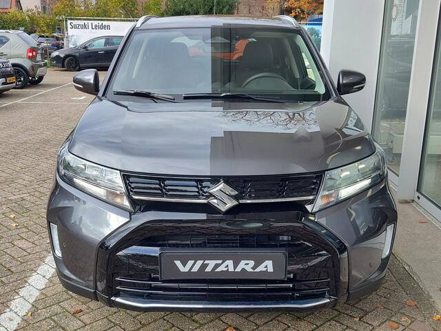 Suzuki VITARA 1.4 BOOSTERJET STYLE SMART HYBRID De Vernieuwde Vitara | Met 6 JAAR GARANTIE! | Inclusief ¤ 2.000,- Voorraad Voordeel
