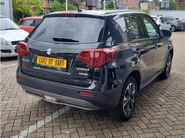 Suzuki VITARA 1.4 BOOSTERJET STYLE SMART HYBRID Open dak | Alcantara | Adaptive Cruise | Keyless